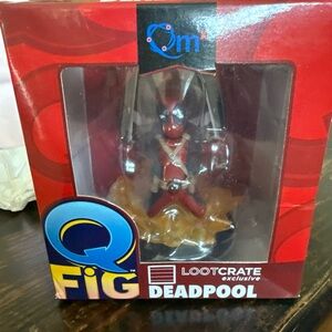 Q-Fig Deadpool Loot Crate Exclusive - Red and Black Figure